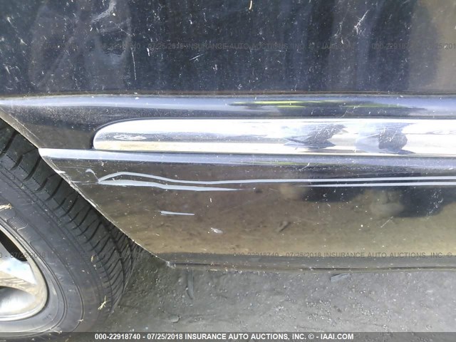 1LNHM97V11Y730141 - 2001 LINCOLN CONTINENTAL  Schwarz Foto 6