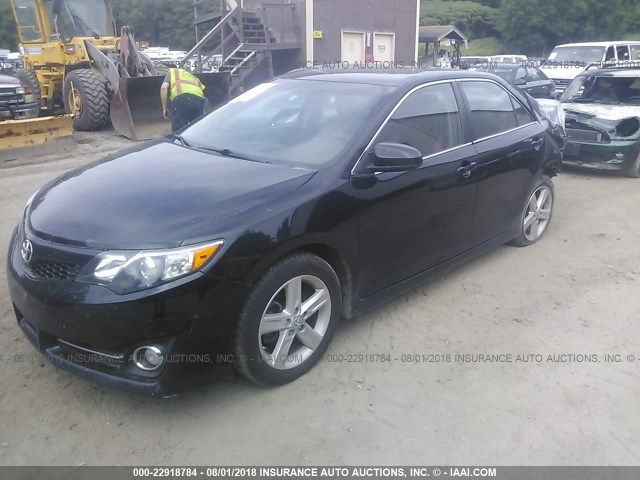 4T1BF1FK2EU331891 - 2014 TOYOTA CAMRY L/SE/LE/XLE BLACK photo 2