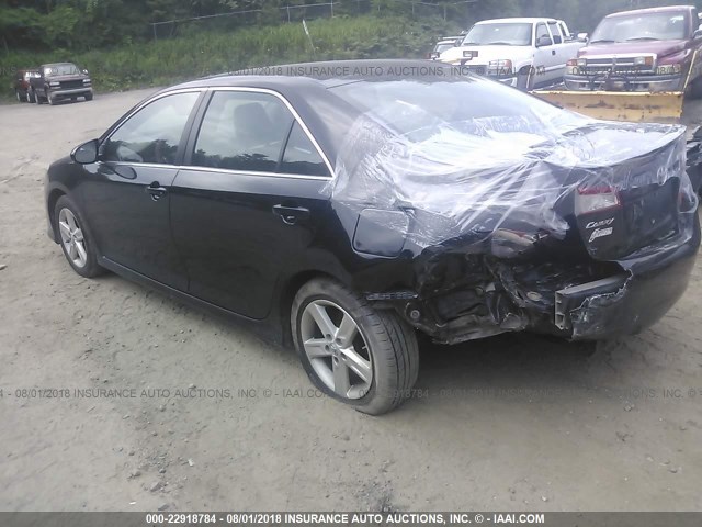 4T1BF1FK2EU331891 - 2014 TOYOTA CAMRY L/SE/LE/XLE BLACK photo 3