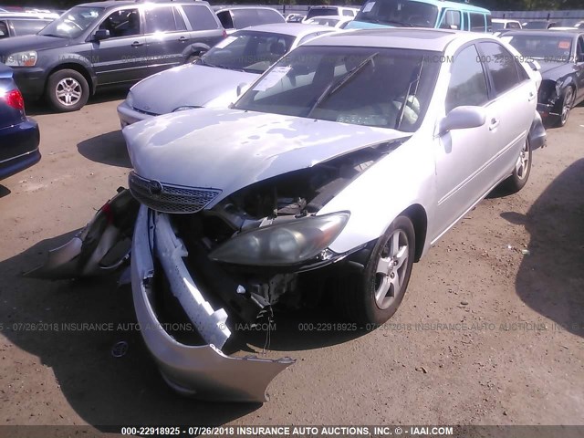 4T1BE32K54U929251 - 2004 TOYOTA CAMRY LE/XLE/SE 银色 照片 2