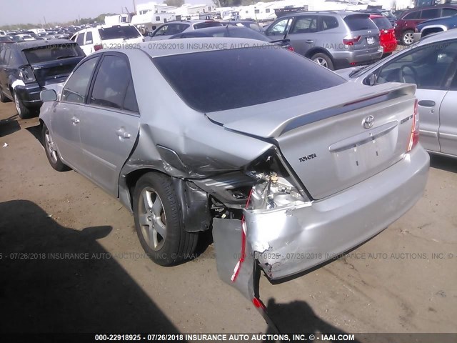 4T1BE32K54U929251 - 2004 TOYOTA CAMRY LE/XLE/SE 银色 照片 3