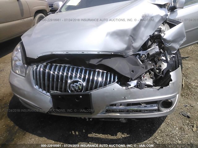 1G4HJ5EM0BU142140 - 2011 BUICK LUCERNE CXL SILVER photo 6