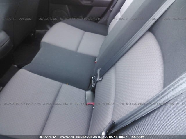 JM1BK32F261464044 - 2006 MAZDA 3 I GRAY photo 8