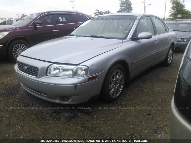 YV1TS592951406122 - 2005 VOLVO S80 2.5T SILVER photo 2