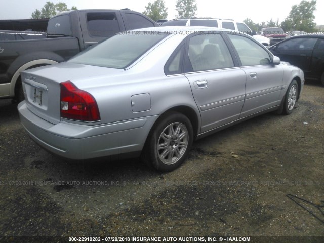 YV1TS592951406122 - 2005 VOLVO S80 2.5T SILVER photo 4