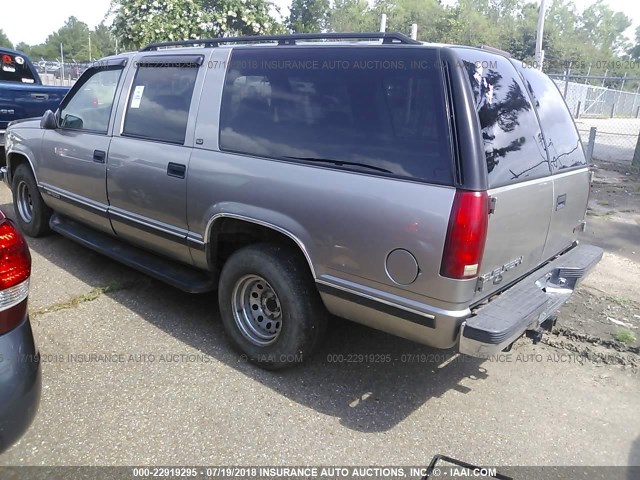 3GKEC16R6XG519041 - 1999 GMC SUBURBAN C1500 GOLD photo 3