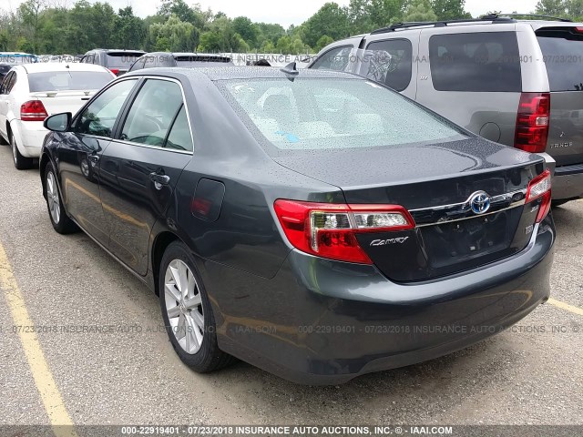 4T1BD1FK5CU044435 - 2012 TOYOTA CAMRY HYBRID/LE/XLE 灰色 照片 3