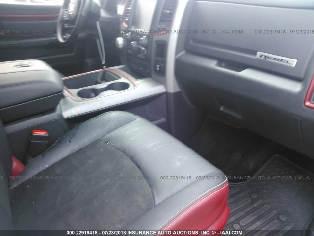 1C6RR7YTXGS210874 - 2016 RAM 1500 REBEL შავი ფოტო 5