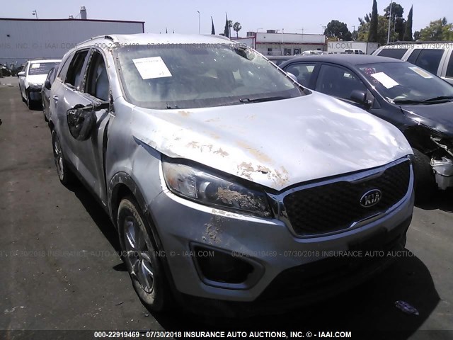 5XYPGDA5XJG350825 - 2018 KIA SORENTO LX/L SILVER photo 1