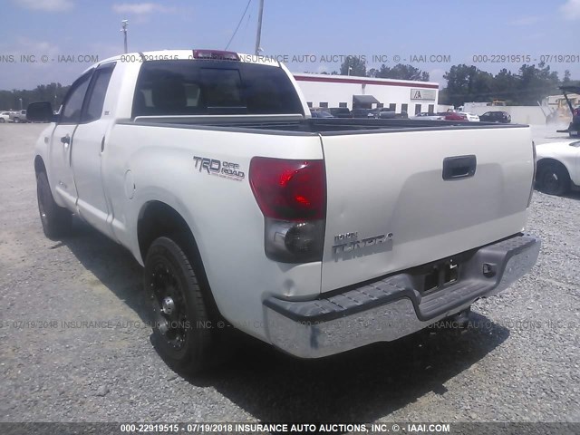 5TFRV54168X052969 - 2008 TOYOTA TUNDRA DOUBLE CAB/DOUBLE CAB SR5 WHITE photo 3