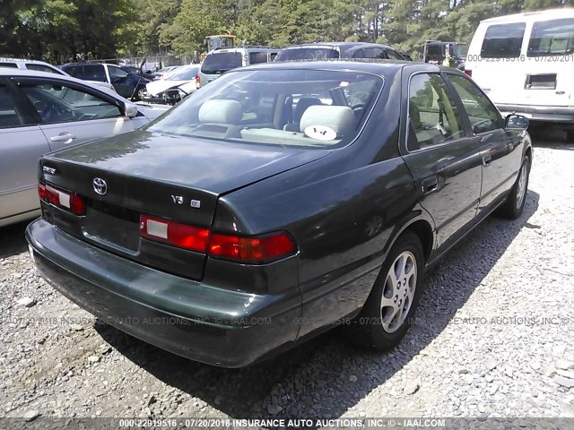 4T1BF22KXXU082500 - 1999 TOYOTA CAMRY LE/XLE GREEN photo 4