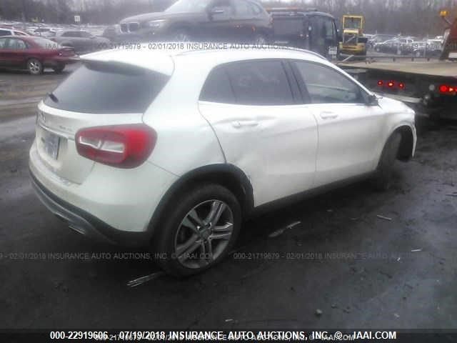 WDCTG4GB8FJ118236 - 2015 MERCEDES-BENZ GLA 250 4MATIC WHITE photo 4