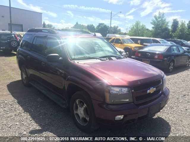 1GNET16S866138037 - 2006 CHEVROLET TRAILBLAZER  RED photo 1