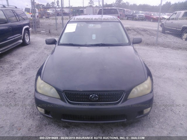 JTHBD192230074367 - 2003 LEXUS IS 300 GRAY photo 6