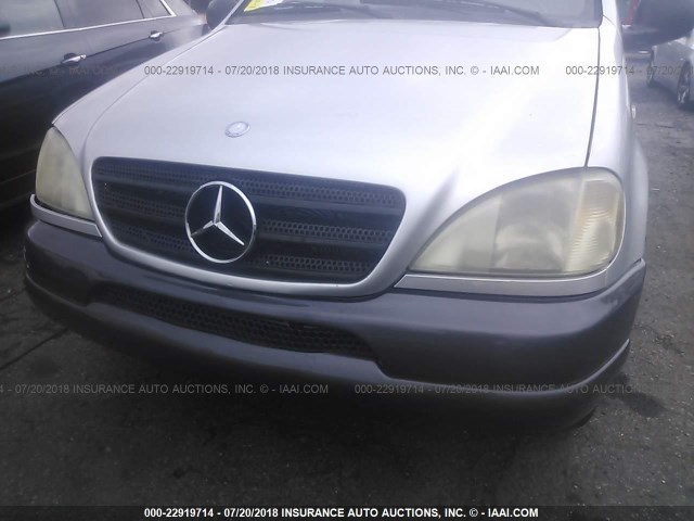 4JGAB54E7WA011013 - 1998 MERCEDES-BENZ ML 320 SILVER photo 6