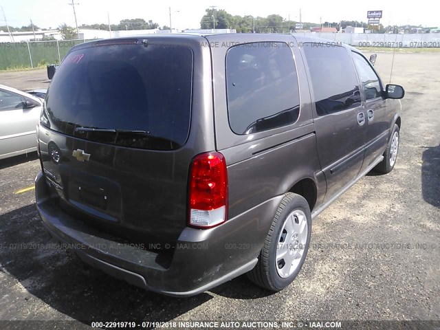 1GNDV23W78D176845 - 2008 CHEVROLET UPLANDER LS GRAY photo 4