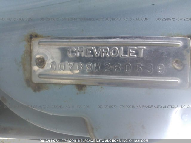 00769W260639 - 1960 CHEVROLET CORVAIRE  Light Blue photo 9
