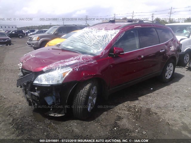 1GNKRGEDXCJ167748 - 2012 CHEVROLET TRAVERSE LT RED photo 2