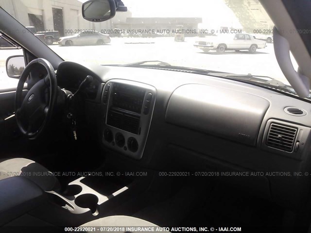 1FMZU73W24ZA26360 - 2004 FORD EXPLORER XLT/XLT SPORT/NBX 银色 照片 5