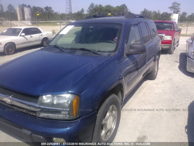 1GNET16S956171319 - 2005 CHEVROLET TRAILBLAZER  BLUE photo 2