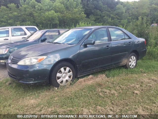 4T1BE32K74U279581 - 2004 TOYOTA CAMRY LE/XLE/SE უცნობი ფოტო 2