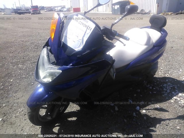 JYASH03Y95A001714 - 2005 YAMAHA YP400 BLUE photo 2