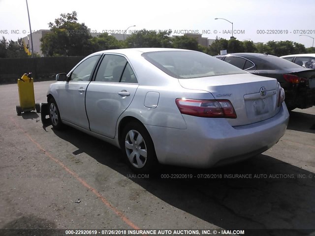 4T1BE46K19U333349 - 2009 TOYOTA CAMRY SE/LE/XLE SILVER photo 3