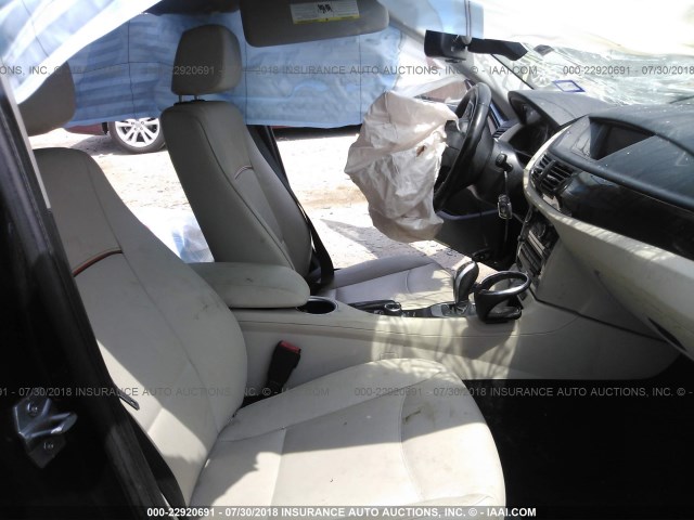 WBAVM1C57DVW43734 - 2013 BMW X1 SDRIVE28I BLUE photo 8