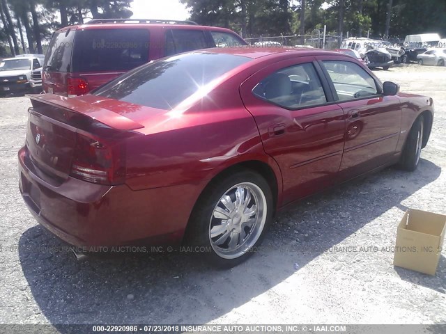 2B3KA53HX6H507806 - 2006 DODGE CHARGER R/T MAROON photo 4