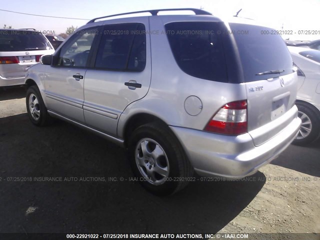 4JGAB57E23A421144 - 2003 MERCEDES-BENZ ML 350 SILVER photo 3