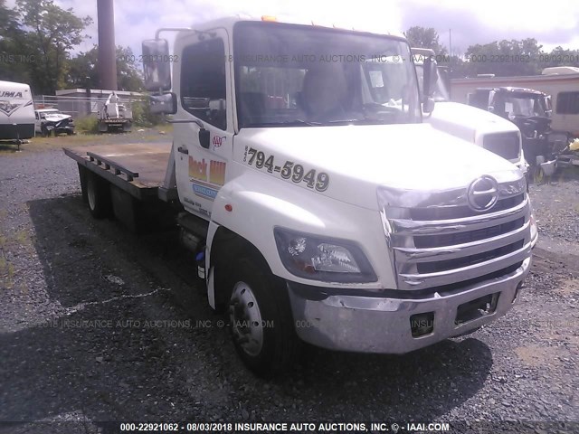 5PVNJ8JR8E4S50827 - 2014 HINO 268  WHITE photo 1