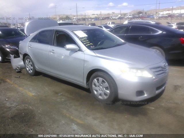 4T4BF3EK0AR027312 - 2010 TOYOTA CAMRY SE/LE/XLE SILVER photo 1