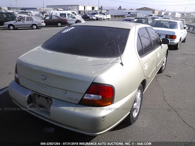 1N4DL01D4WC148546 - 1998 NISSAN ALTIMA XE/GXE/SE/GLE TEAL photo 4