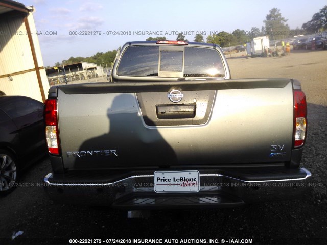 1N6DD0CU8JN701780 - 2018 NISSAN FRONTIER SV/PRO-4X GRAY photo 8