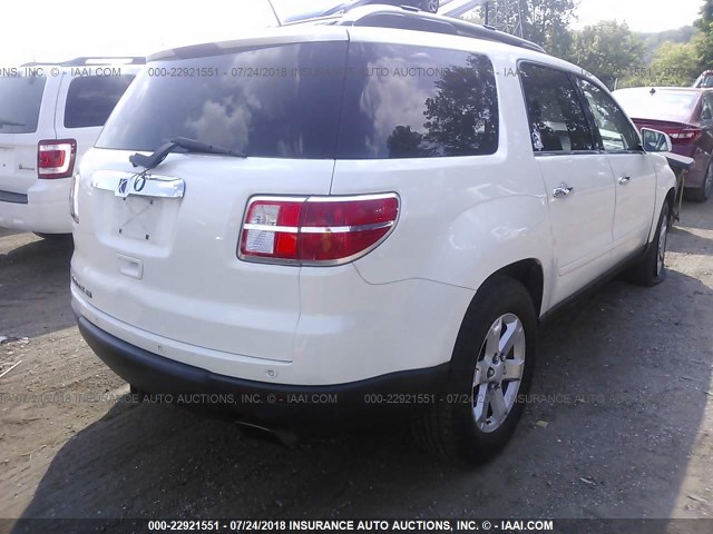 5GZER237X8J113197 - 2008 SATURN OUTLOOK XR თეთრი ფოტო 4