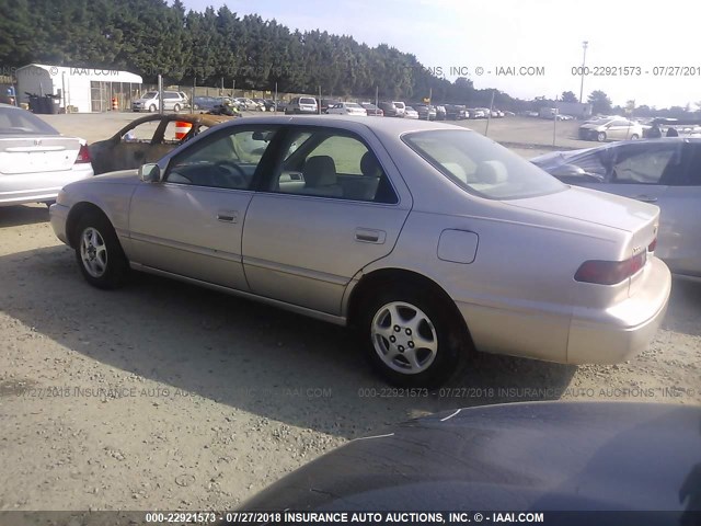4T1BG22K6VU086229 - 1997 TOYOTA CAMRY CE/LE/XLE ბეჟი ფოტო 3