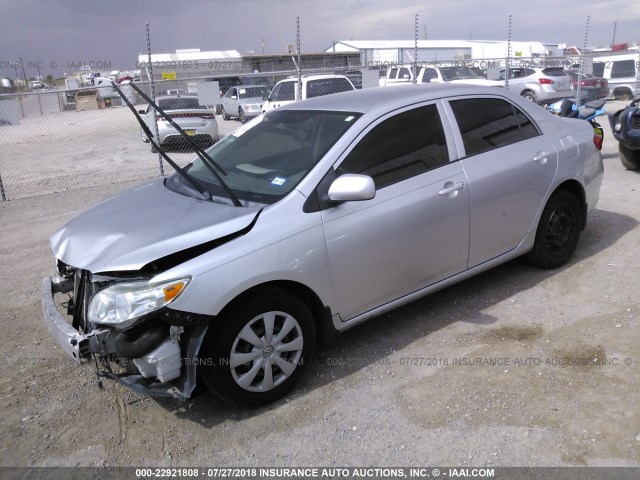JTDBL40E09J029136 - 2009 TOYOTA COROLLA LE/XLE SILVER photo 2