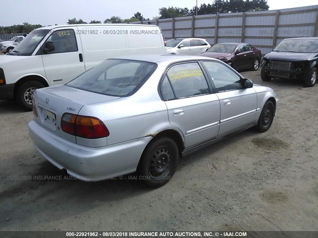 2HGEJ6618YH504441 - 2000 HONDA CIVIC SE SILVER photo 4