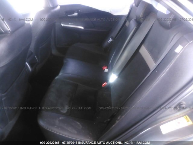 4T1BF1FK9CU071423 - 2012 TOYOTA CAMRY SE/LE/XLE ნაცრისფერი ფოტო 8
