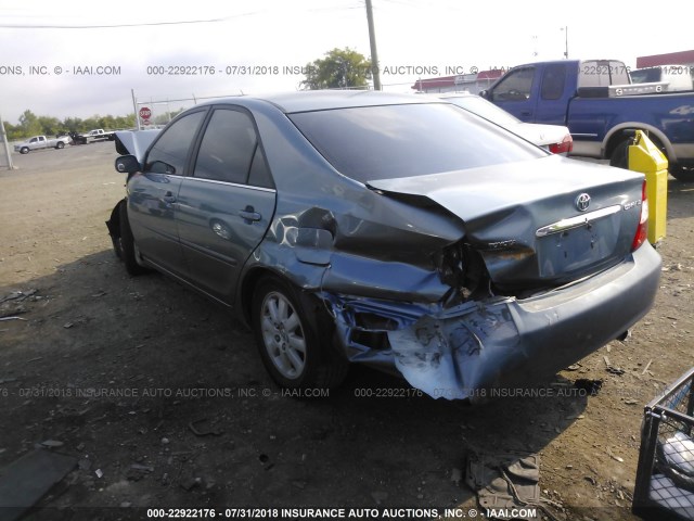 4T1BE32K22U504972 - 2002 TOYOTA CAMRY LE/XLE/SE Көк фото 3