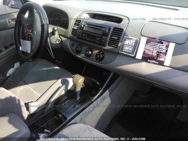 4T1BE32K22U504972 - 2002 TOYOTA CAMRY LE/XLE/SE Көк фото 5