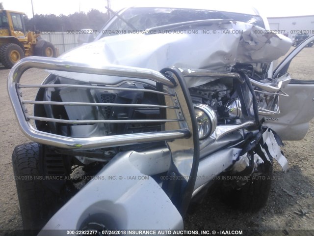 5TFLU4EN6BX019787 - 2011 TOYOTA TACOMA DOUBLE CAB ვერცხლისფერი ფოტო 10