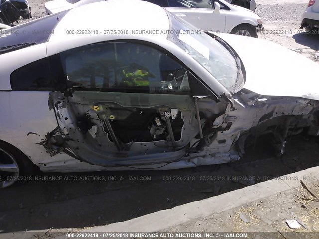 JN1AZ34E06M351092 - 2006 NISSAN 350Z COUPE WHITE photo 6