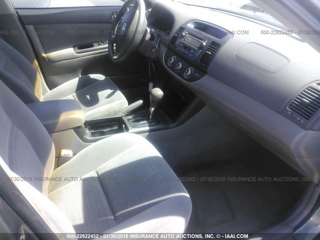 4T1BF32K85U595716 - 2005 TOYOTA CAMRY LE/XLE/SE Boz foto 5