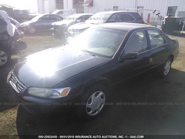 JT2BF22K6V0023428 - 1997 TOYOTA CAMRY LE/XLE BLACK photo 2