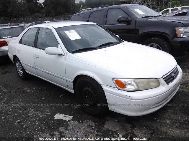 4T1BG22K21U777865 - 2001 TOYOTA CAMRY CE/LE/XLE 白色 照片 1