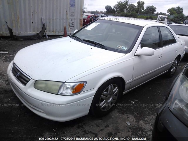 4T1BG22K21U777865 - 2001 TOYOTA CAMRY CE/LE/XLE 白色 照片 2