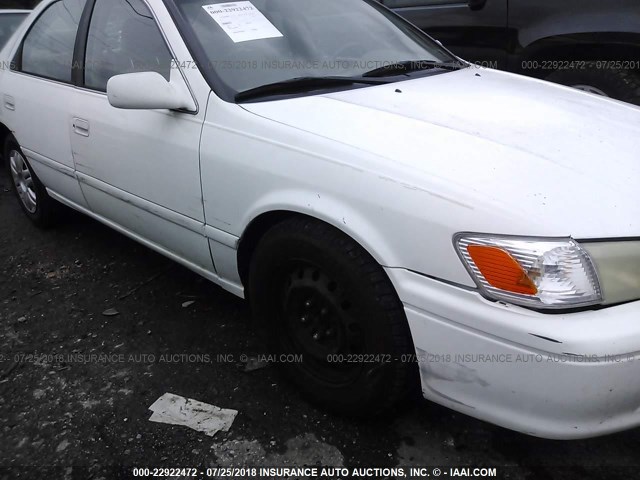 4T1BG22K21U777865 - 2001 TOYOTA CAMRY CE/LE/XLE 白色 照片 6