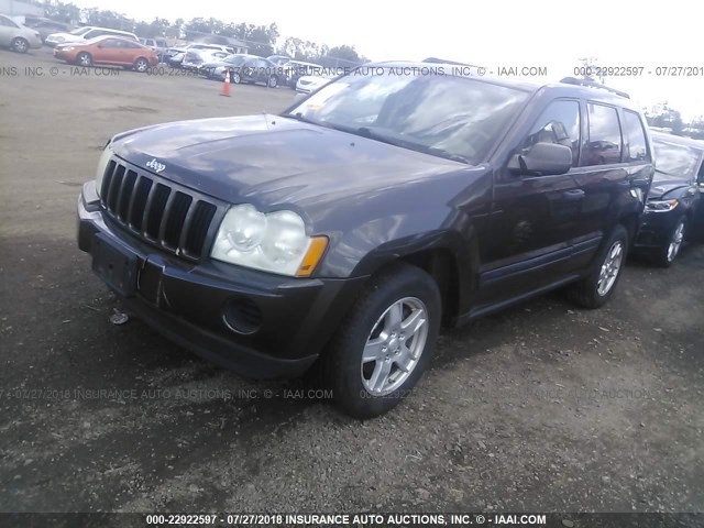 1J4GR48K45C625261 - 2005 JEEP GRAND CHEROKEE LAREDO/COLUMBIA/FREEDOM 灰色 照片 2