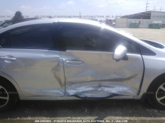 19XFB2F75FE047769 - 2015 HONDA CIVIC SE SILVER photo 6